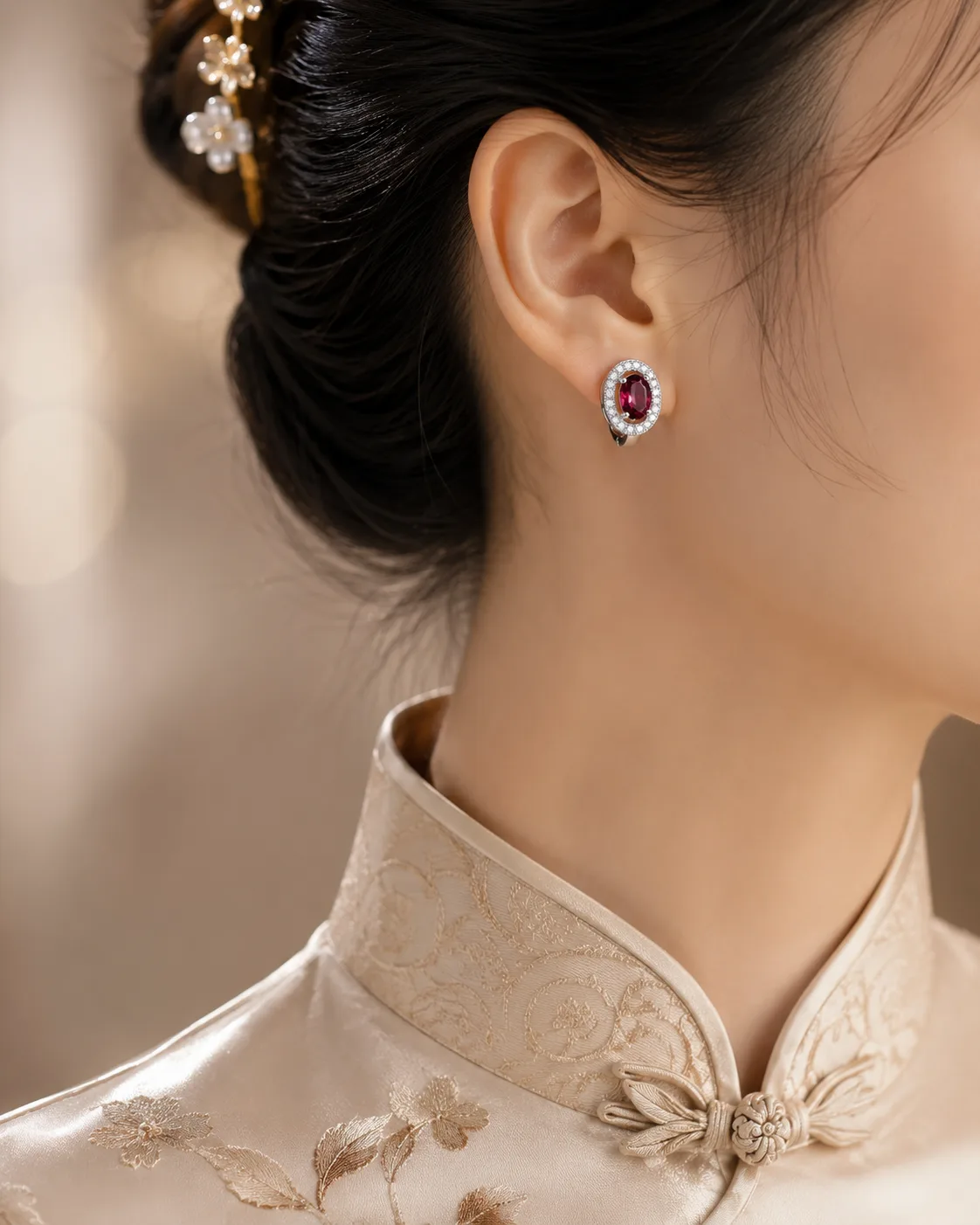 Sparkling Halo Zircon Earrings 2
