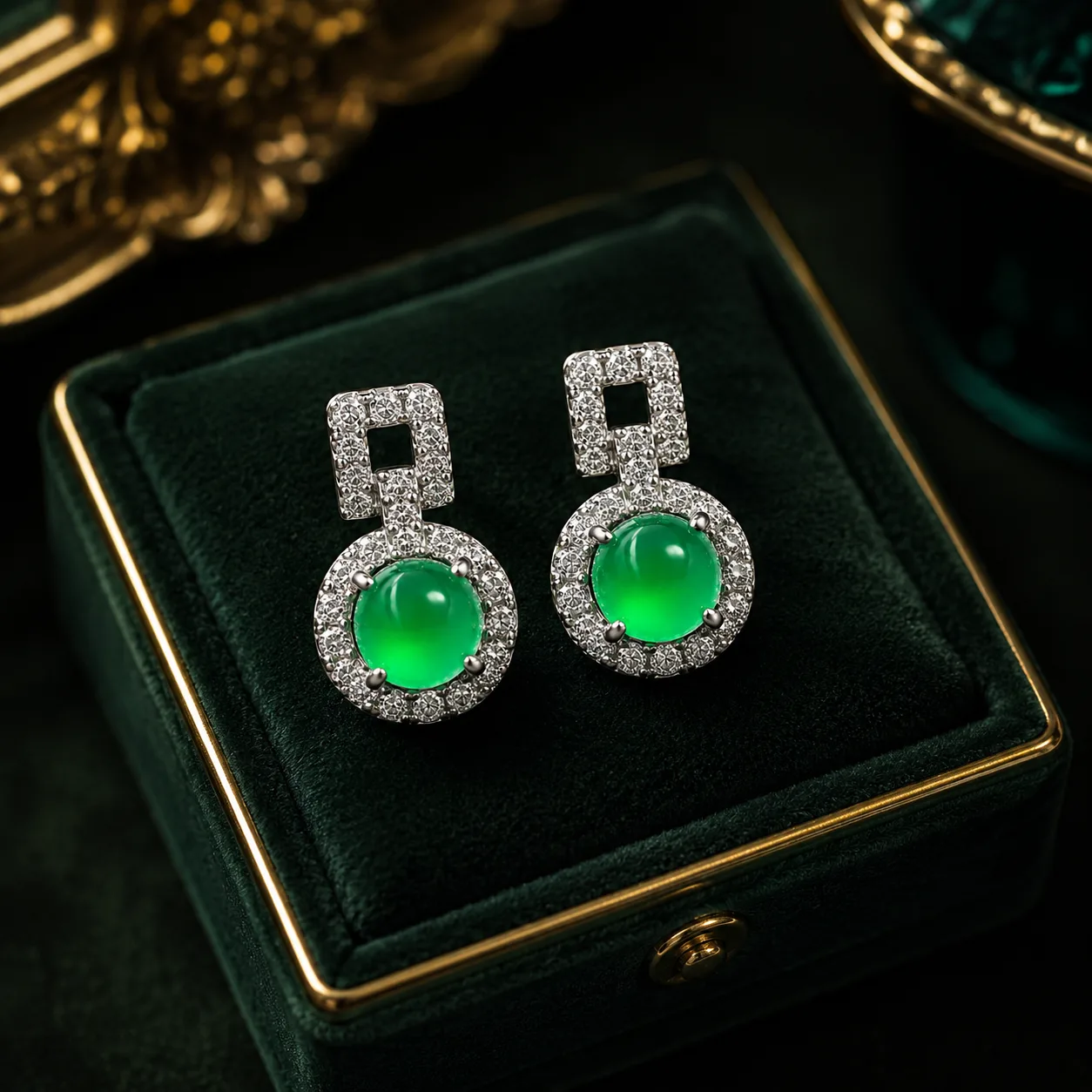 Emerald Earrings with Square-Shaped Settings 5